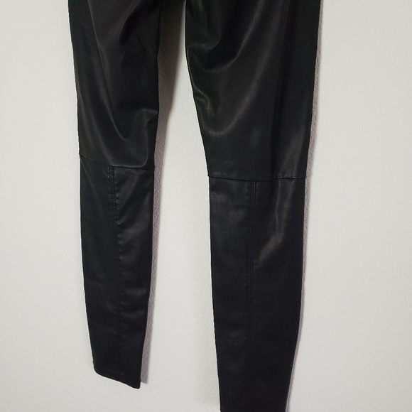 Blank NYC pull on faux leather leggings - Picture 8 of 15